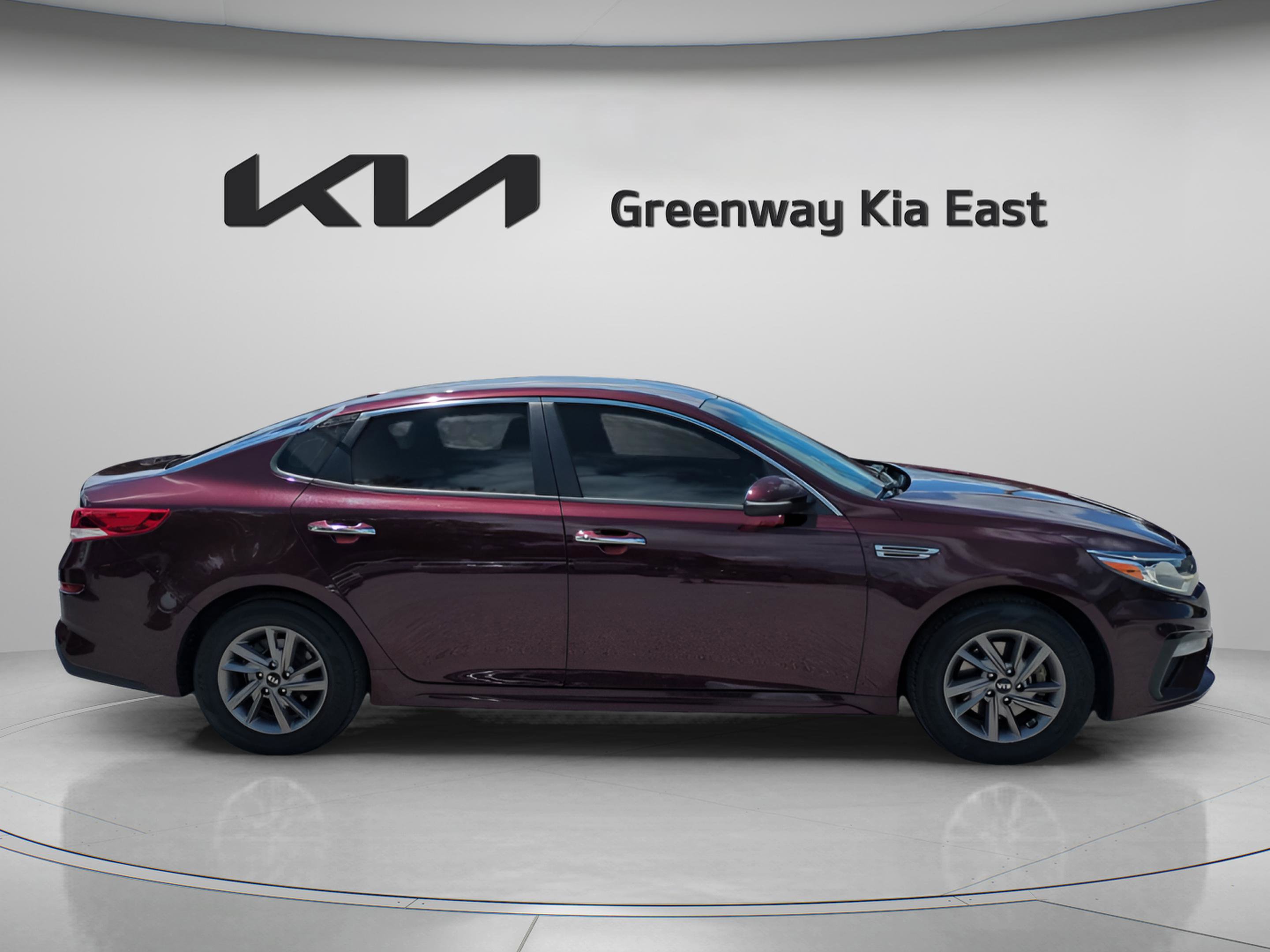 2020 Kia Optima LX photo 8