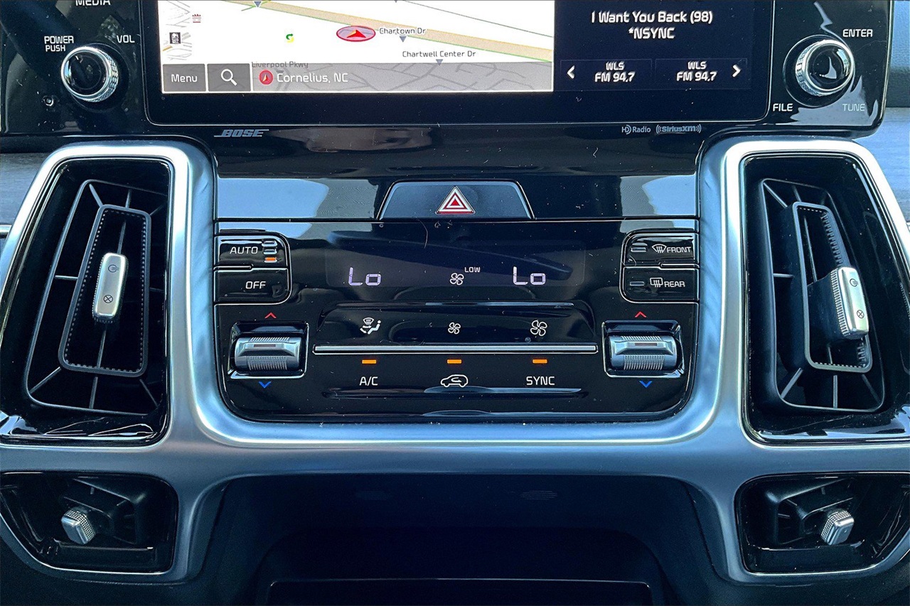 2022 Kia Sorento X-Line SX Prestige photo 23