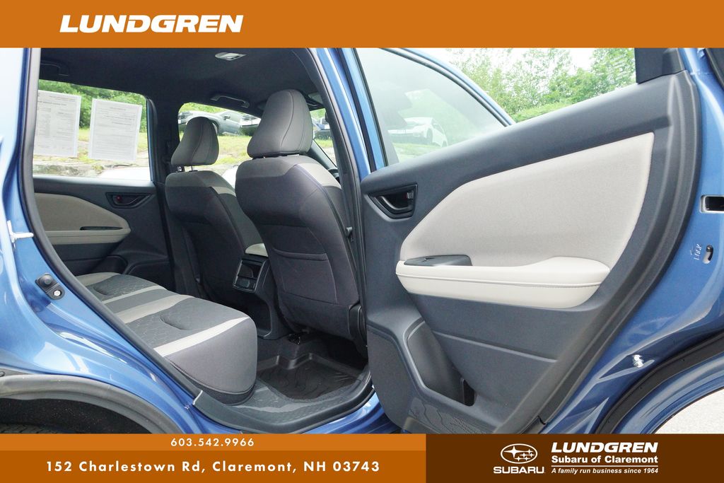 2025 Subaru Forester Base photo 29
