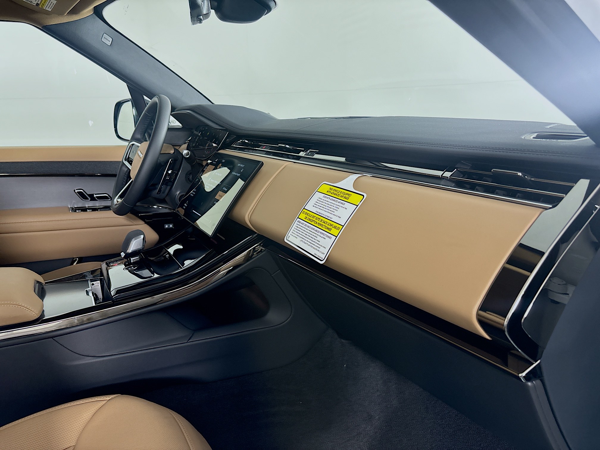 2025 Land Rover Range Rover Sport SE photo 28