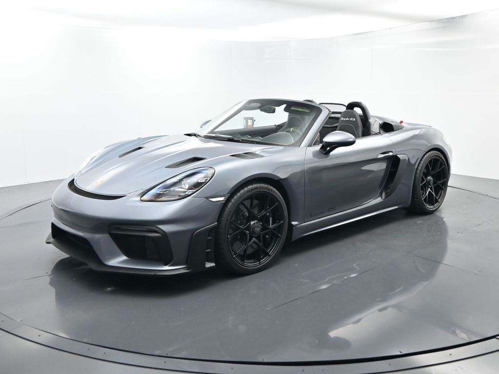 2025 Porsche 718 Spyder RS