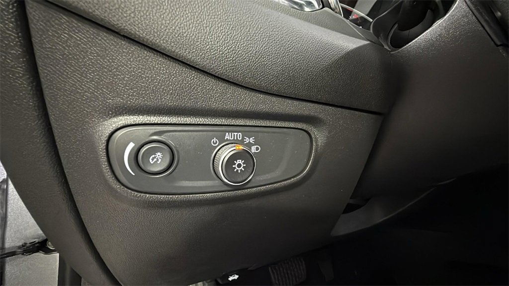2024 Chevrolet Equinox LS photo 18