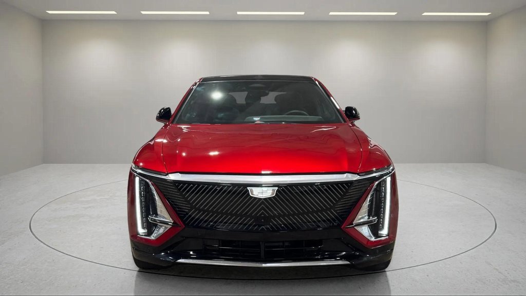 Used 2024 Cadillac LYRIQ Luxury 3 with VIN 1GYKPSRL5RZ137869 for sale in Waukesha, WI