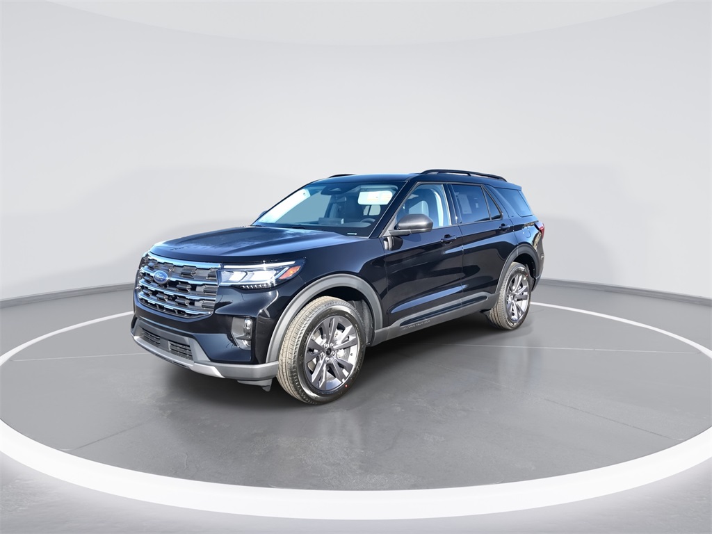2026 Ford Explorer photo 4