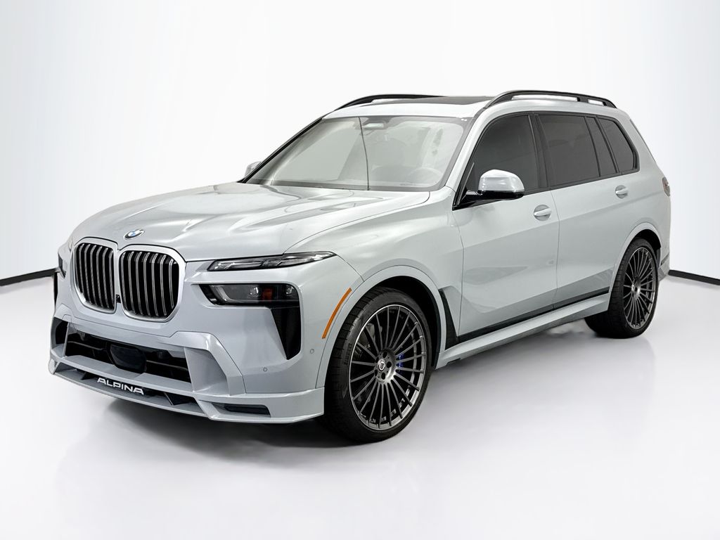 2025 BMW X7 ALPINA XB7's photo