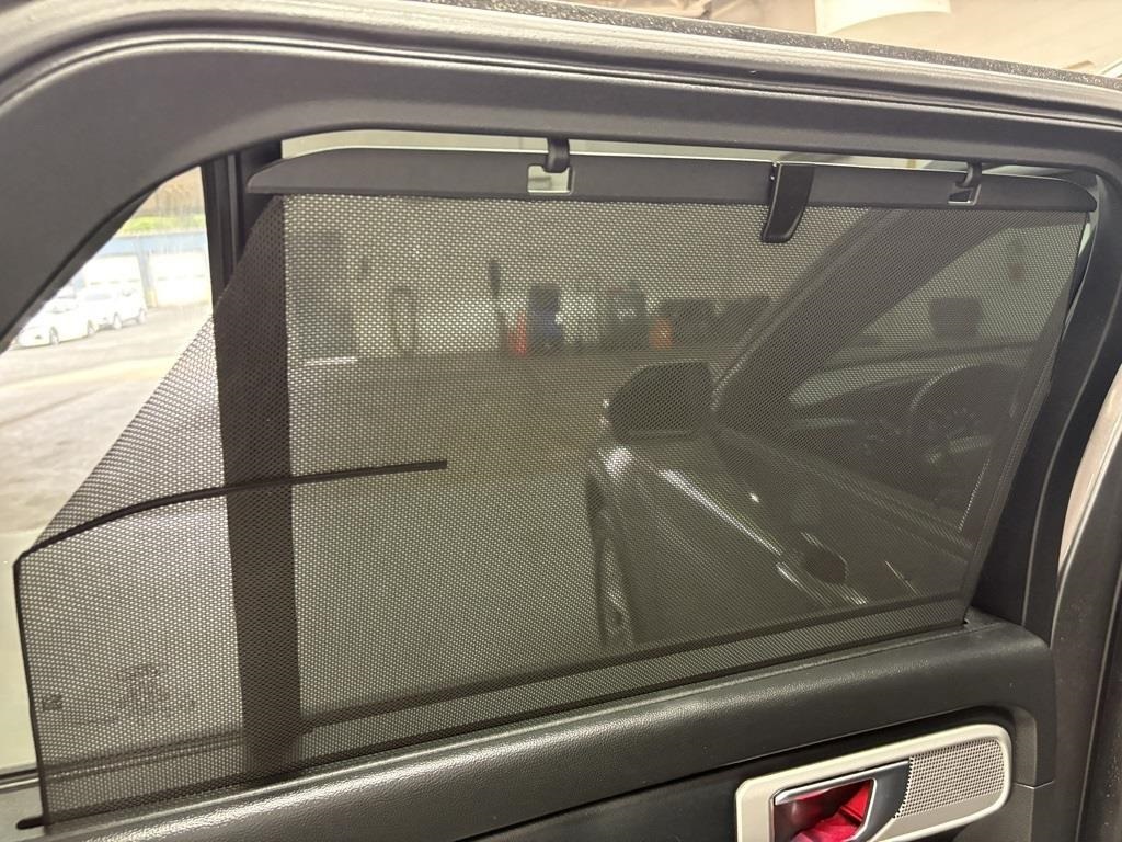 2020 Ford Explorer Limited photo 36