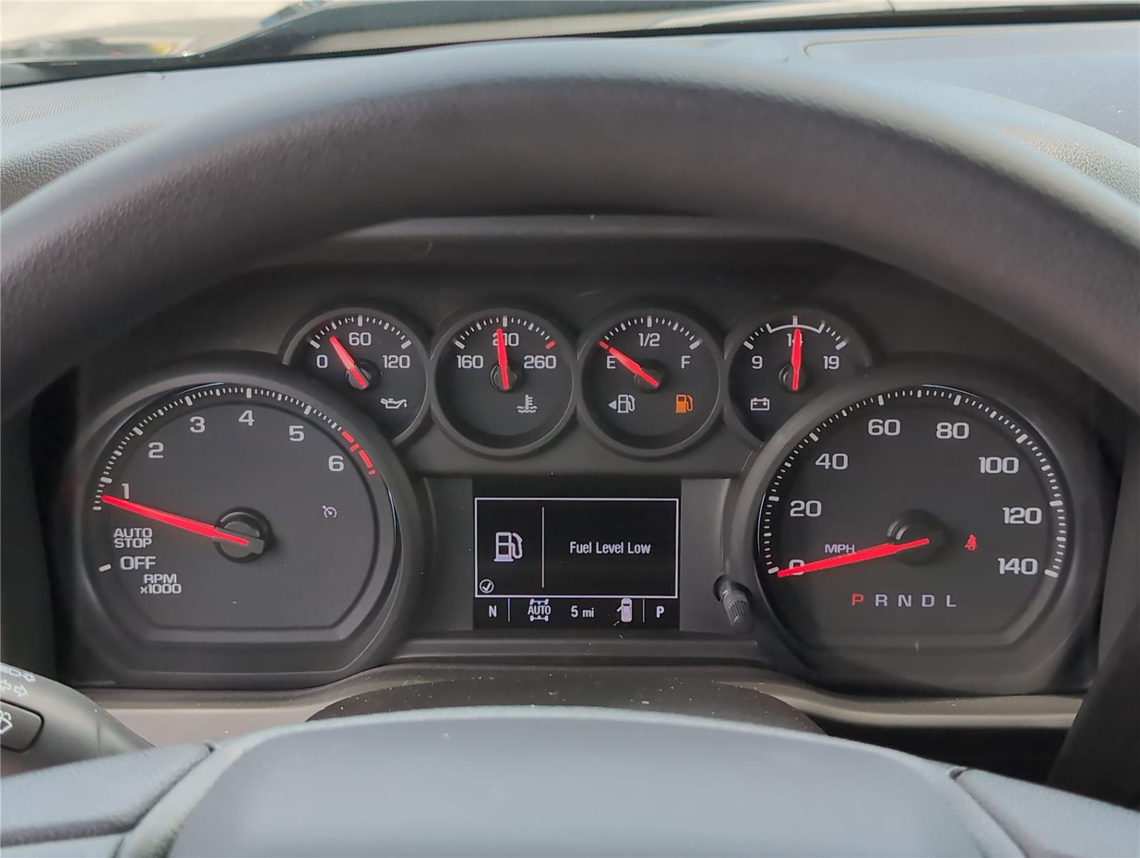 2025 Chevrolet Silverado 1500 Custom photo 18
