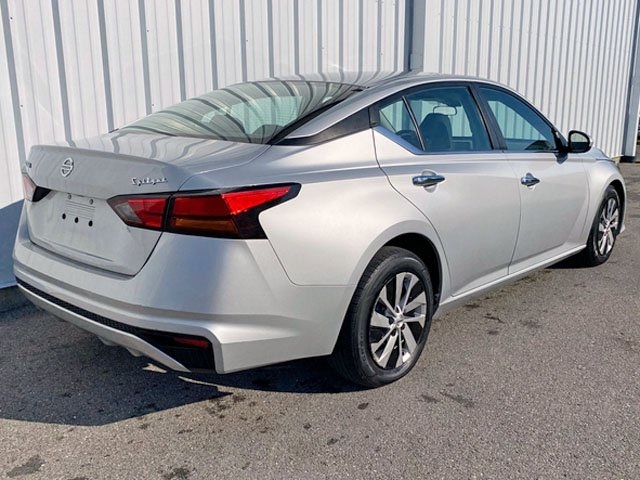 2021 Nissan Altima 2.5 S photo 3