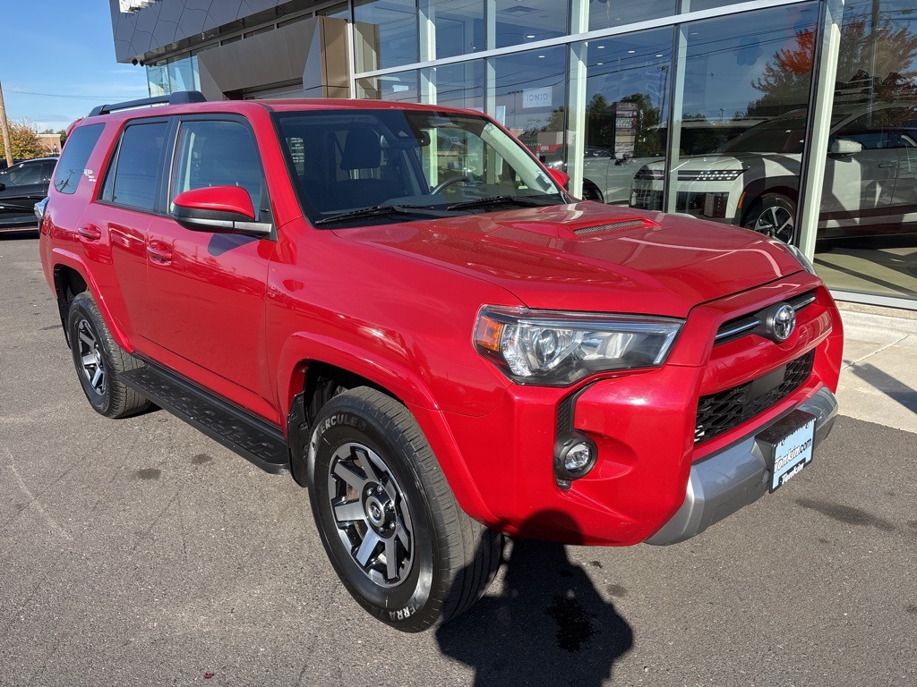 2024 Toyota 4Runner TRD Off-Road 4WD photo 2