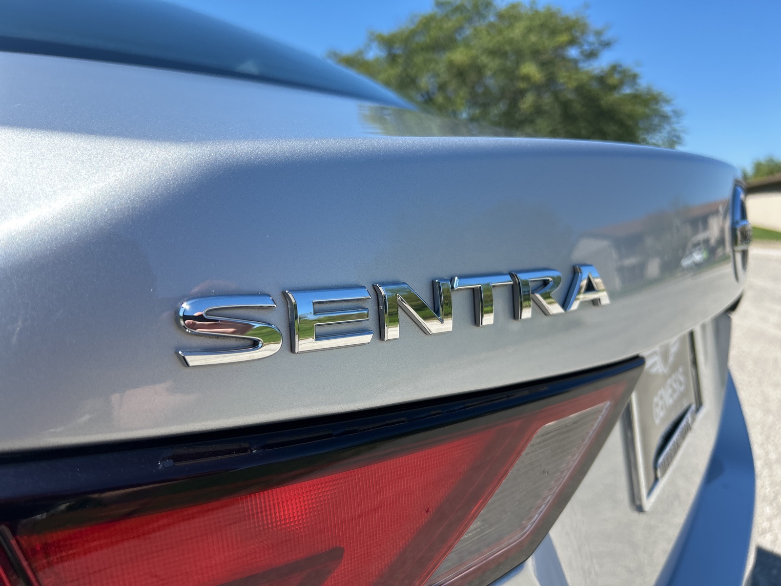 2021 Nissan Sentra SV photo 13