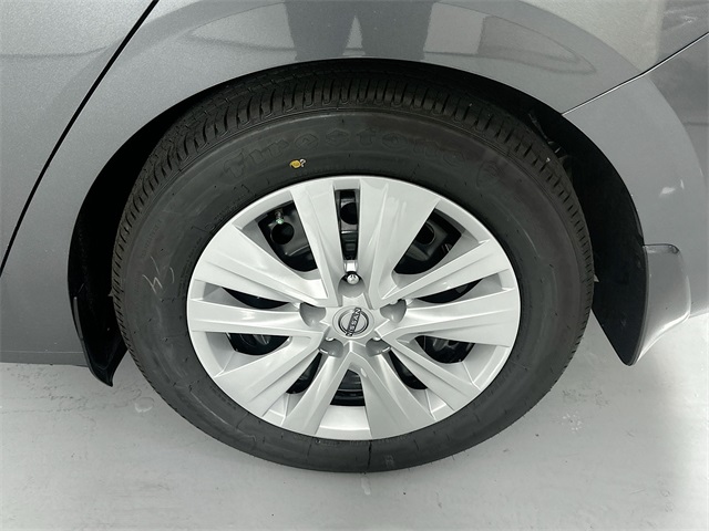 2025 Nissan Sentra S photo 11