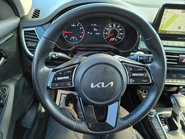 2023 Kia Seltos S photo 20