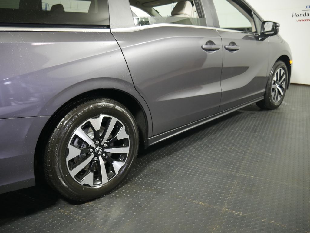 2026 Honda Odyssey EX-L photo 4