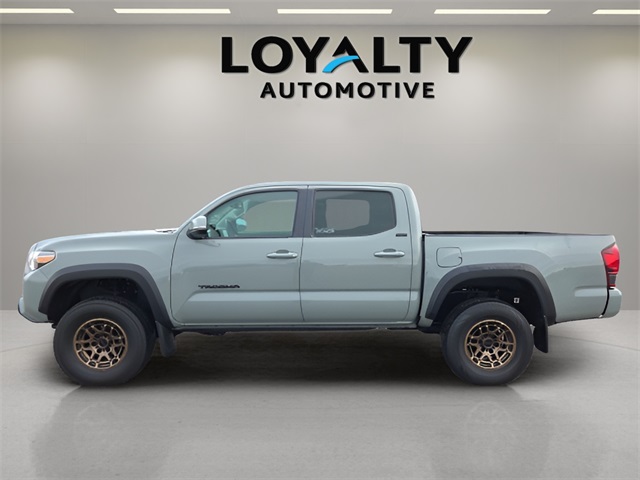 2023 Toyota Tacoma Trail Edition photo 2