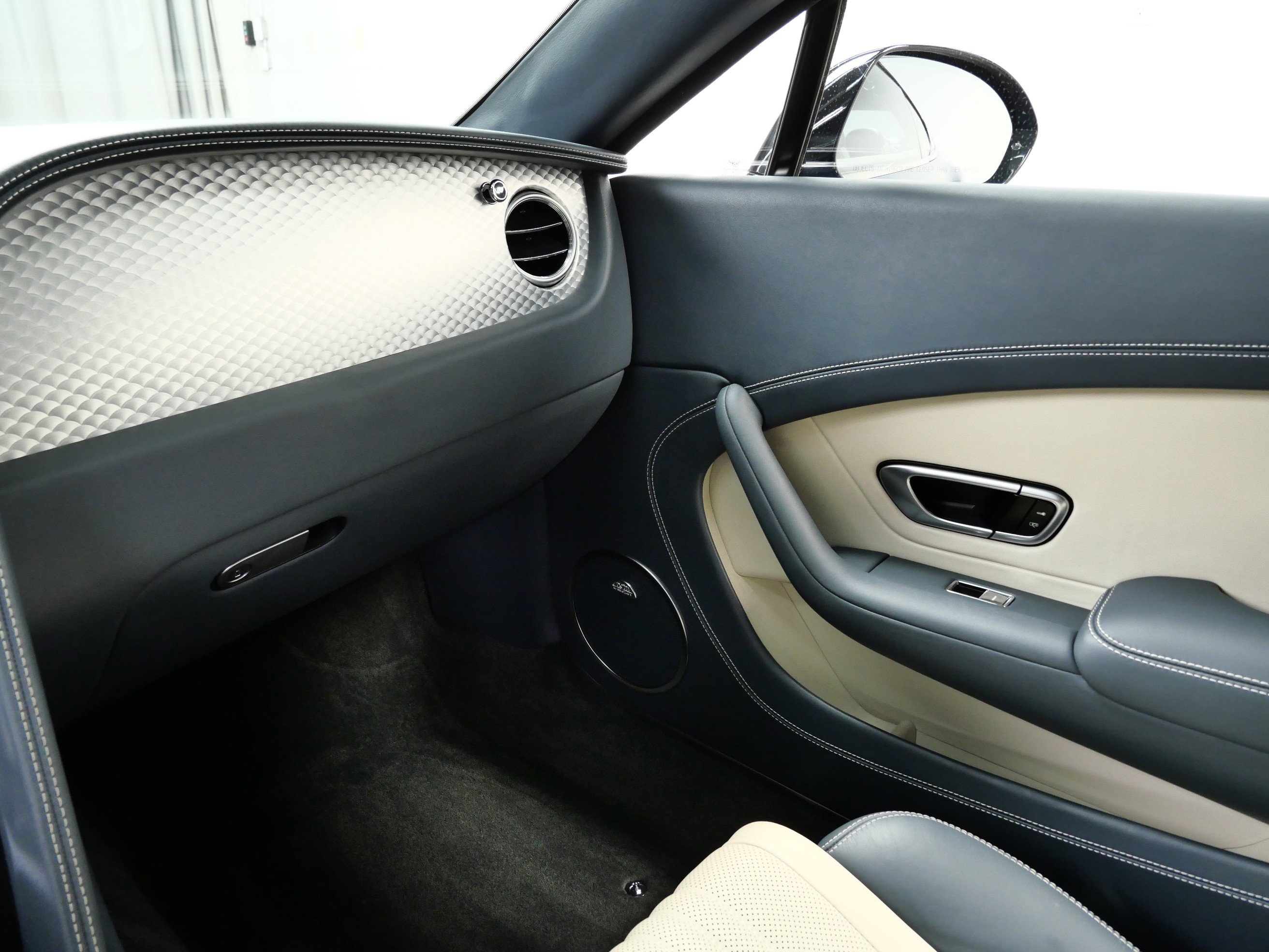 2016 Bentley Continental GT V8 S photo 18