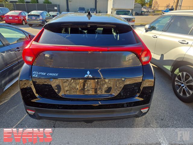 2020 Mitsubishi Eclipse Cross ES photo 4