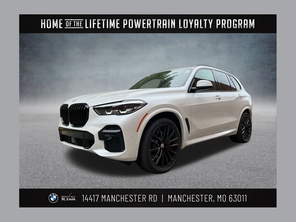 2022 BMW X5 M50i's photo