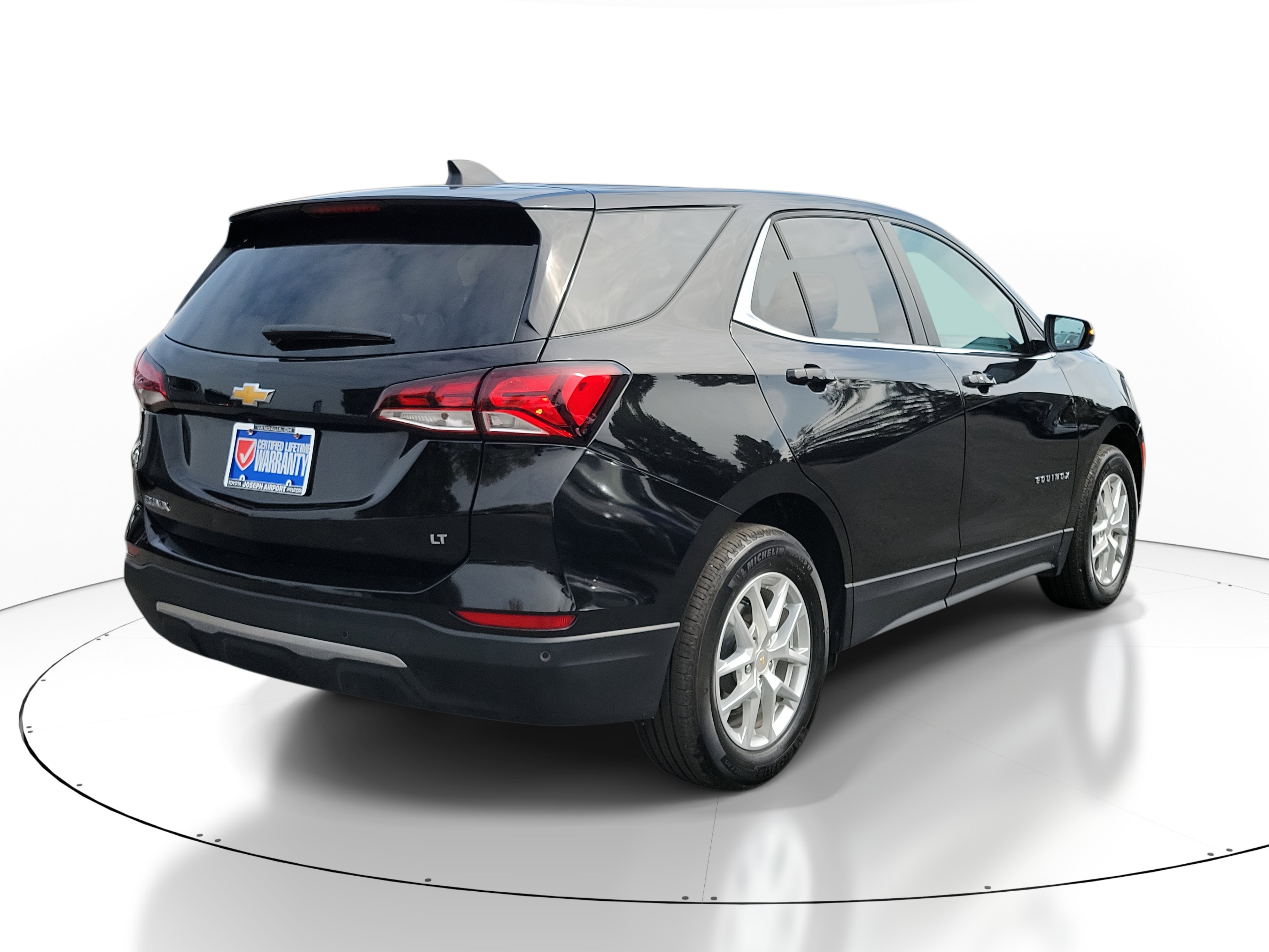 2024 Chevrolet Equinox LT photo 4