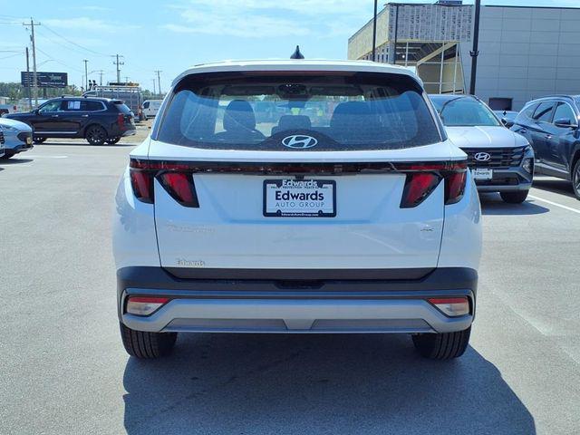 2025 Hyundai Tucson SE photo 3