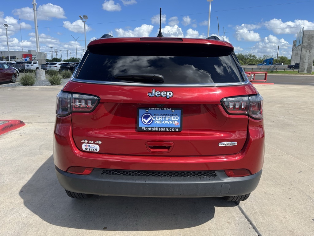 2025 Jeep Compass Latitude photo 3