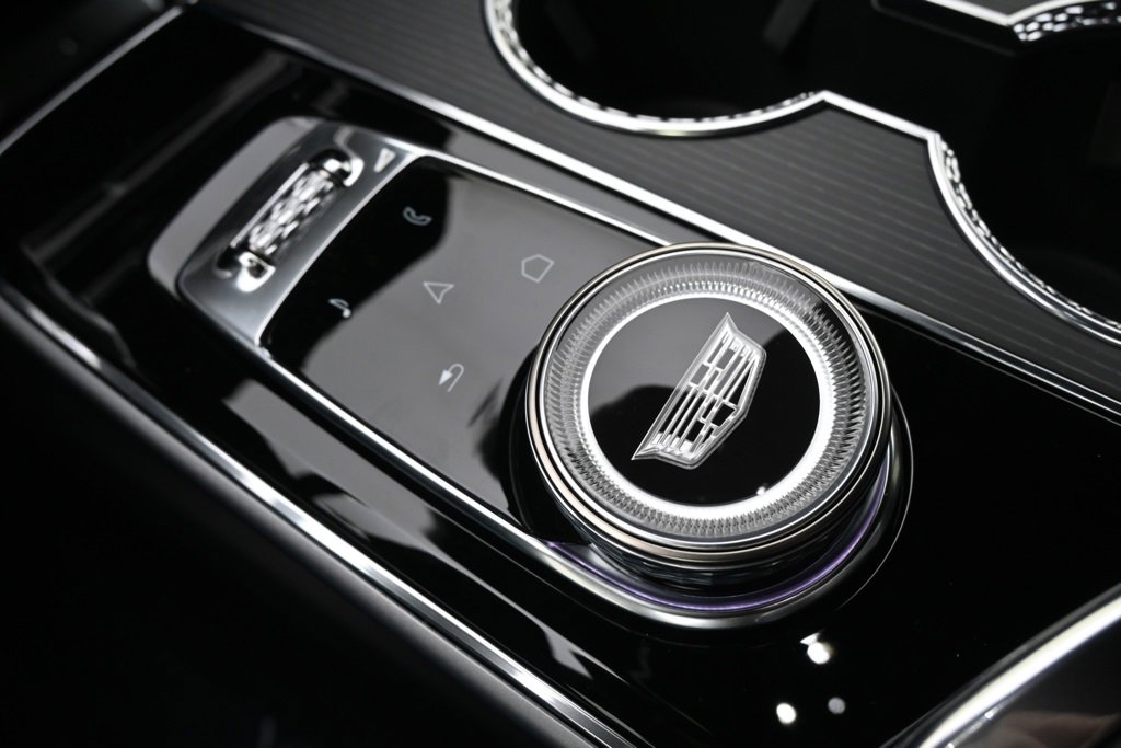 2025 Cadillac Lyriq Sport photo 30