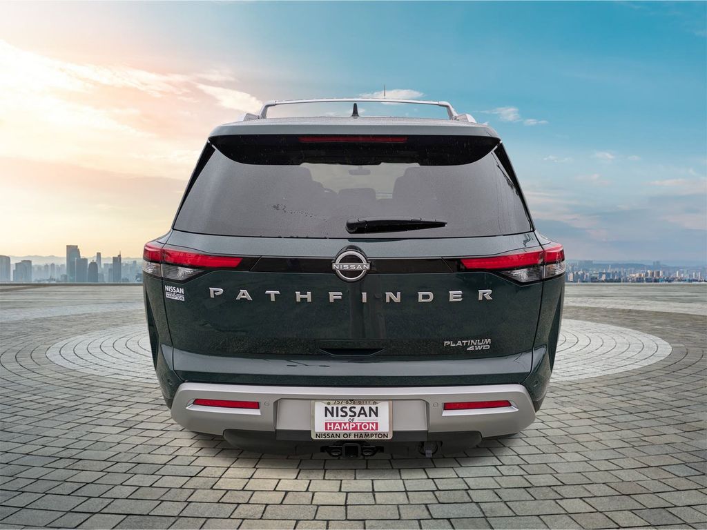 2025 Nissan Pathfinder Platinum photo 3