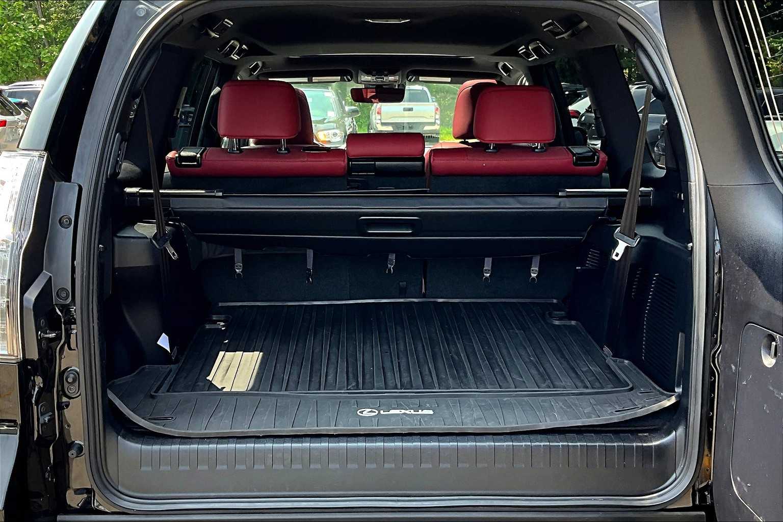 2022 Lexus GX 460 Premium photo 30