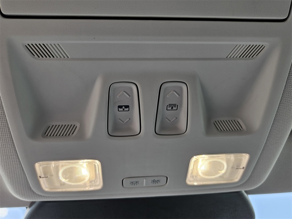 2025 Ford Escape Plug-In Hybrid photo 22