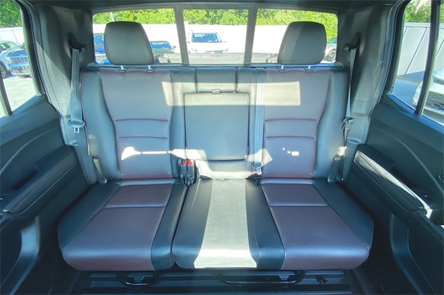 2022 Honda Ridgeline Black Edition photo 19