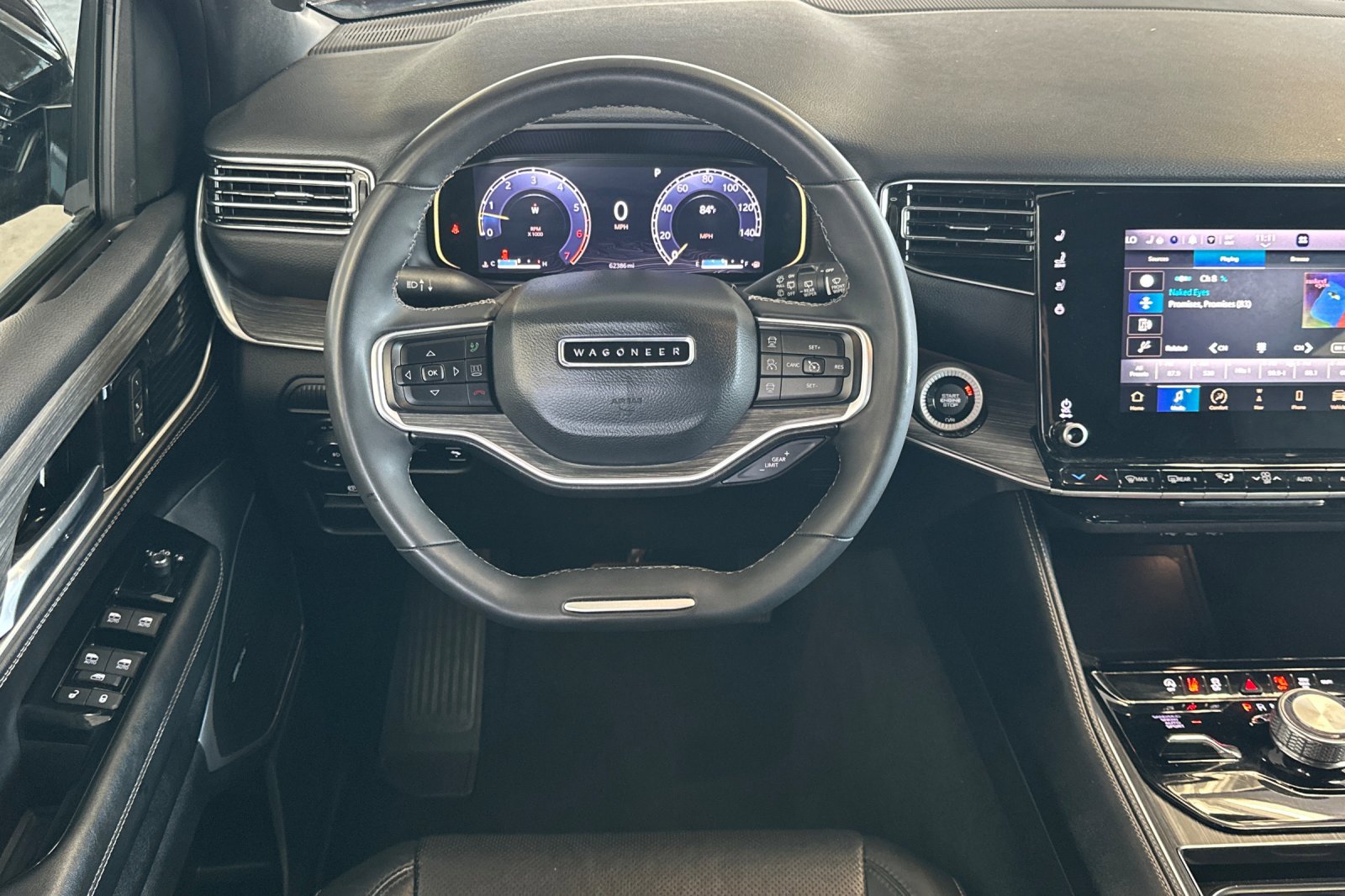 2023 Jeep Wagoneer L Series II photo 14