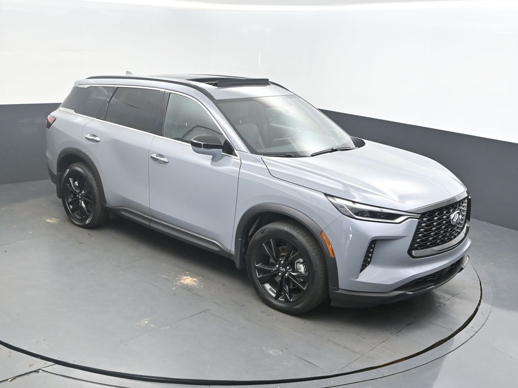 2025 INFINITI QX60 LUXE's photo