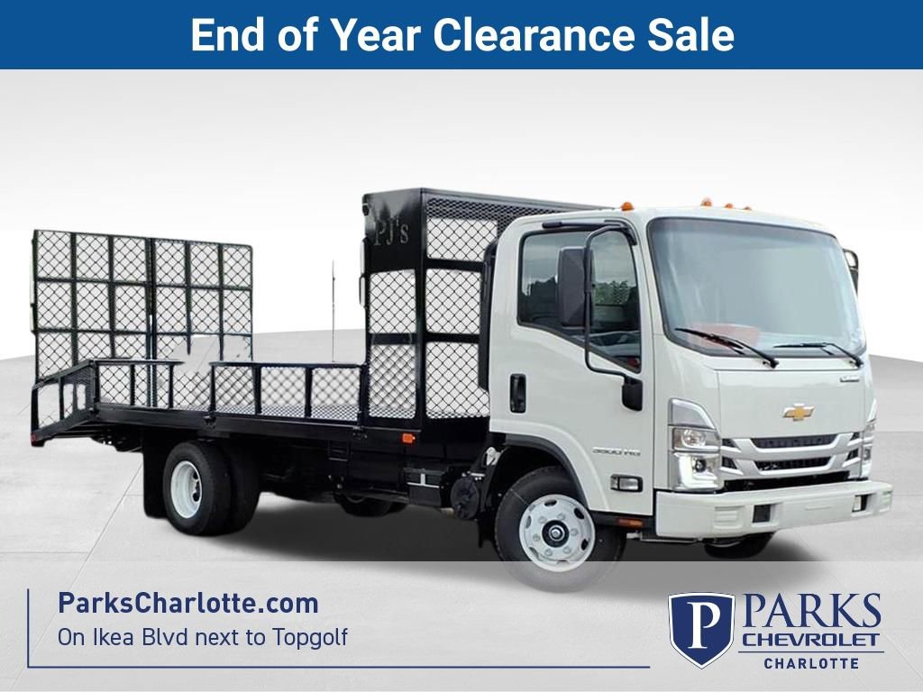 2025 Chevrolet Low Cab Forward Base's photo