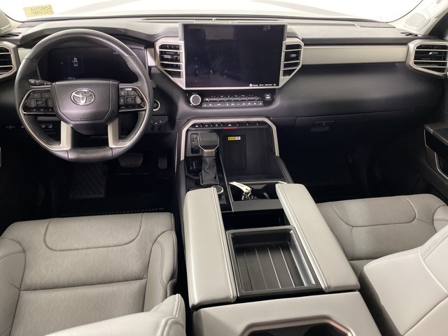 2024 Toyota Tundra Limited photo 32
