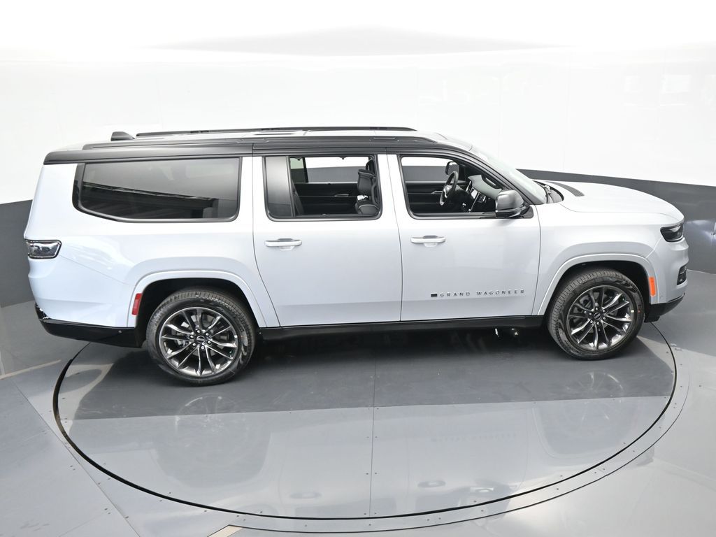 2024 Jeep Grand Wagoneer L II photo 43
