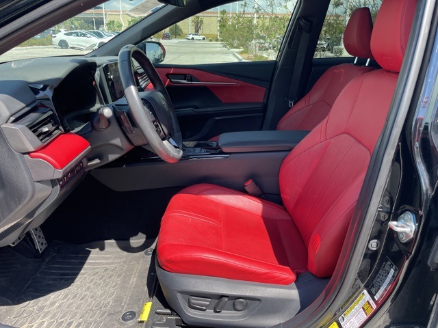 2025 Toyota Camry XSE photo 11