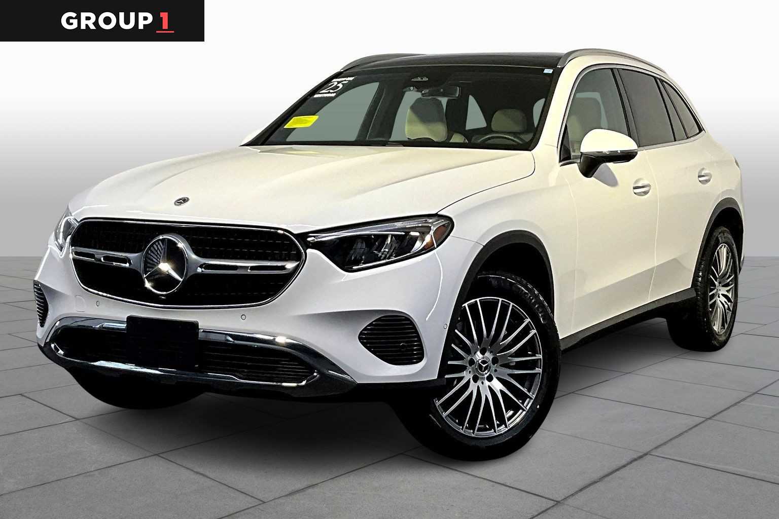 2025 Mercedes-Benz GLC Base's photo