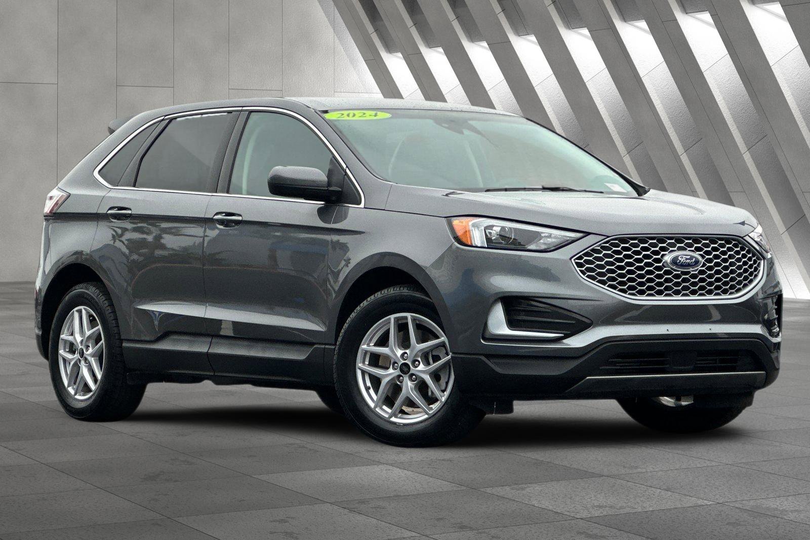 2024 Ford Edge SEL's photo