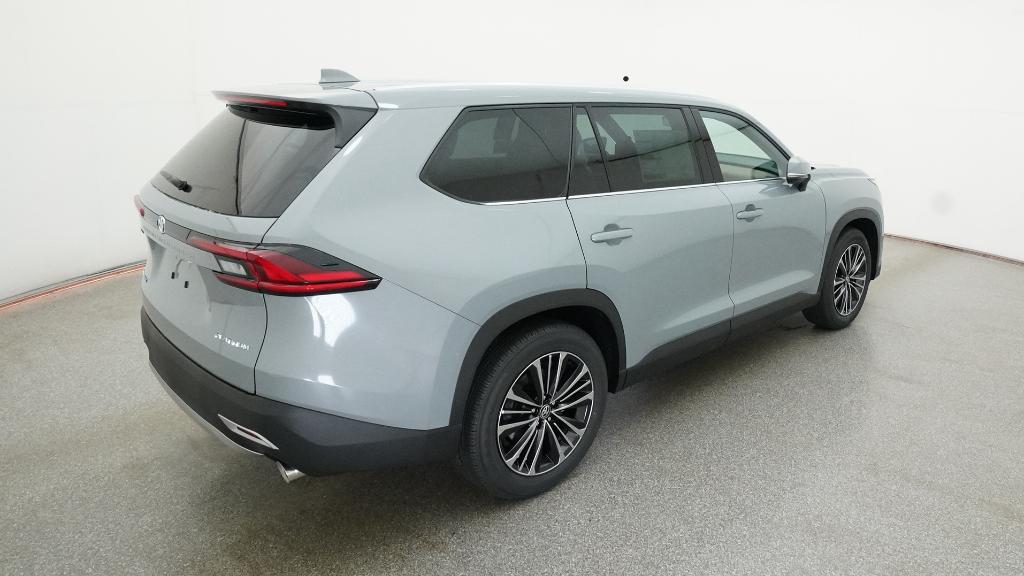 2026 Toyota Grand Highlander Hybrid MAX Platinum AWD photo 21