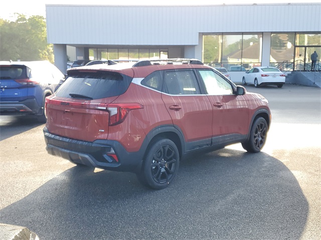 2025 Kia Seltos X-Line photo 3