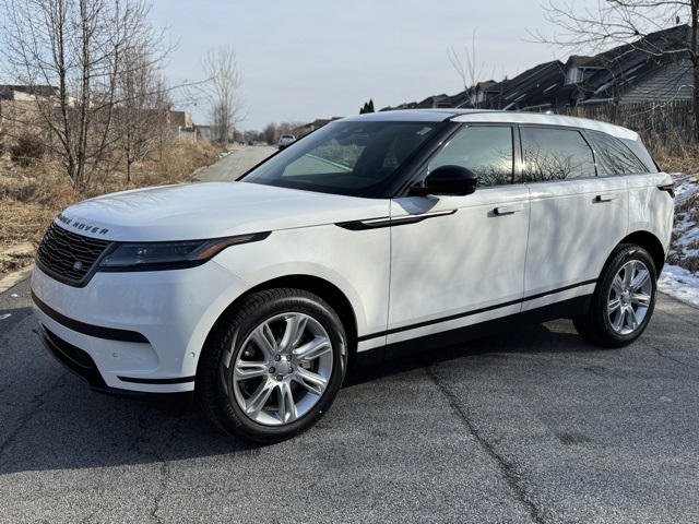 2026 Land Rover Range Rover Velar S's photo