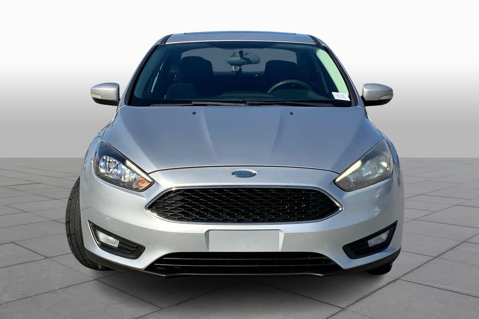 2018 Ford Focus SEL photo 3