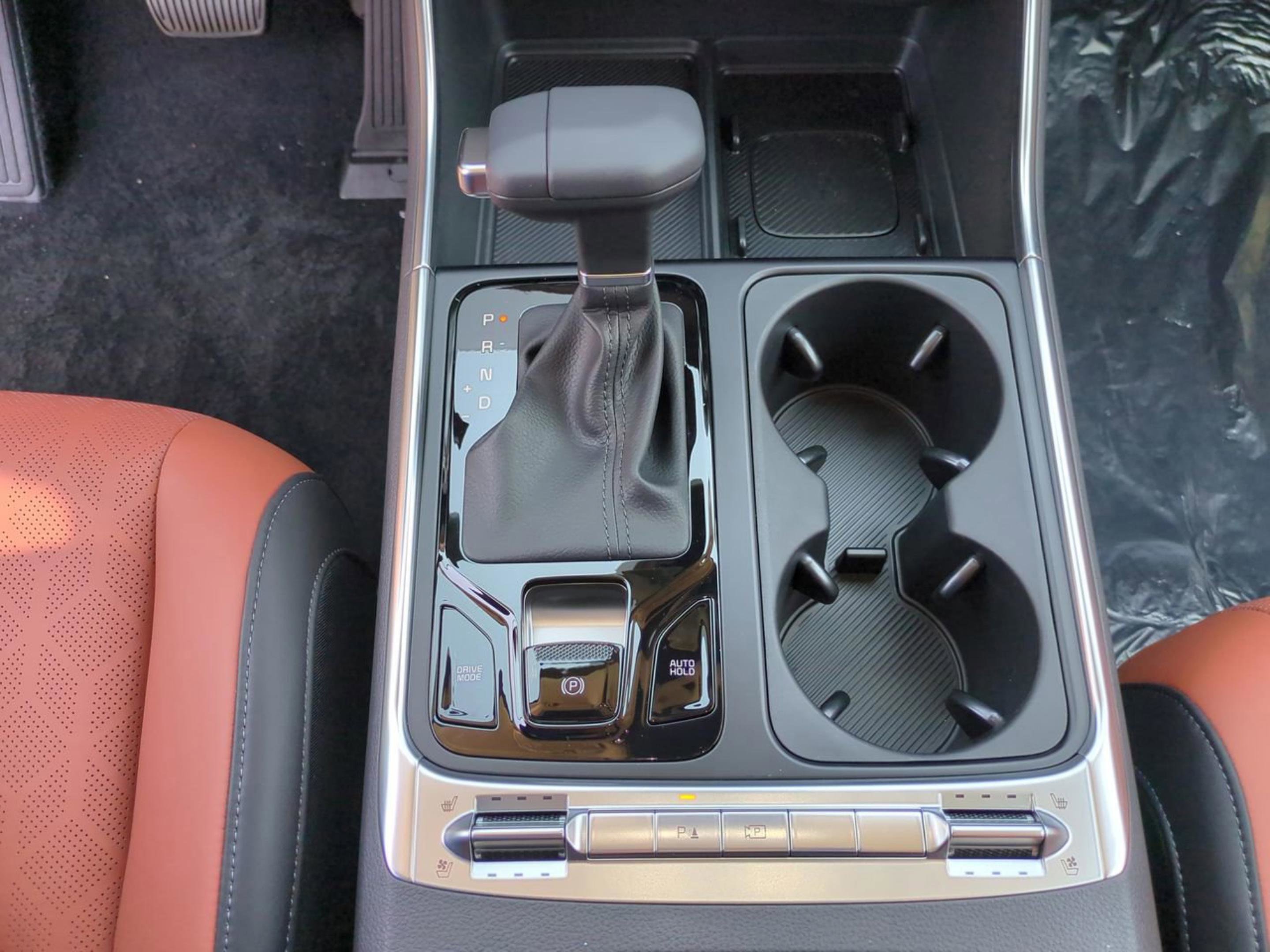2026 Kia Carnival SX photo 22