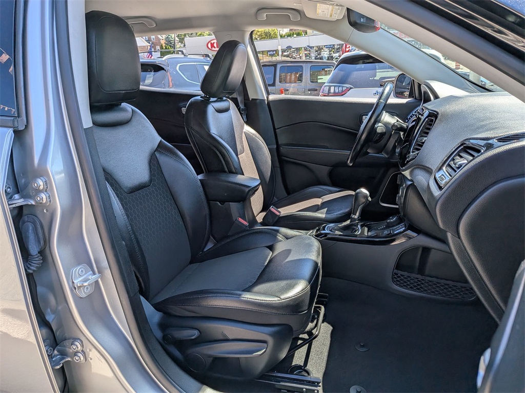 2021 Jeep Compass Altitude photo 22