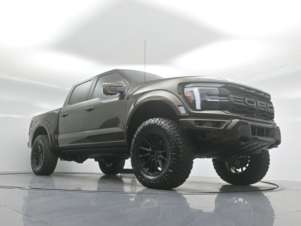 2025 Ford F-150 Raptor photo 43