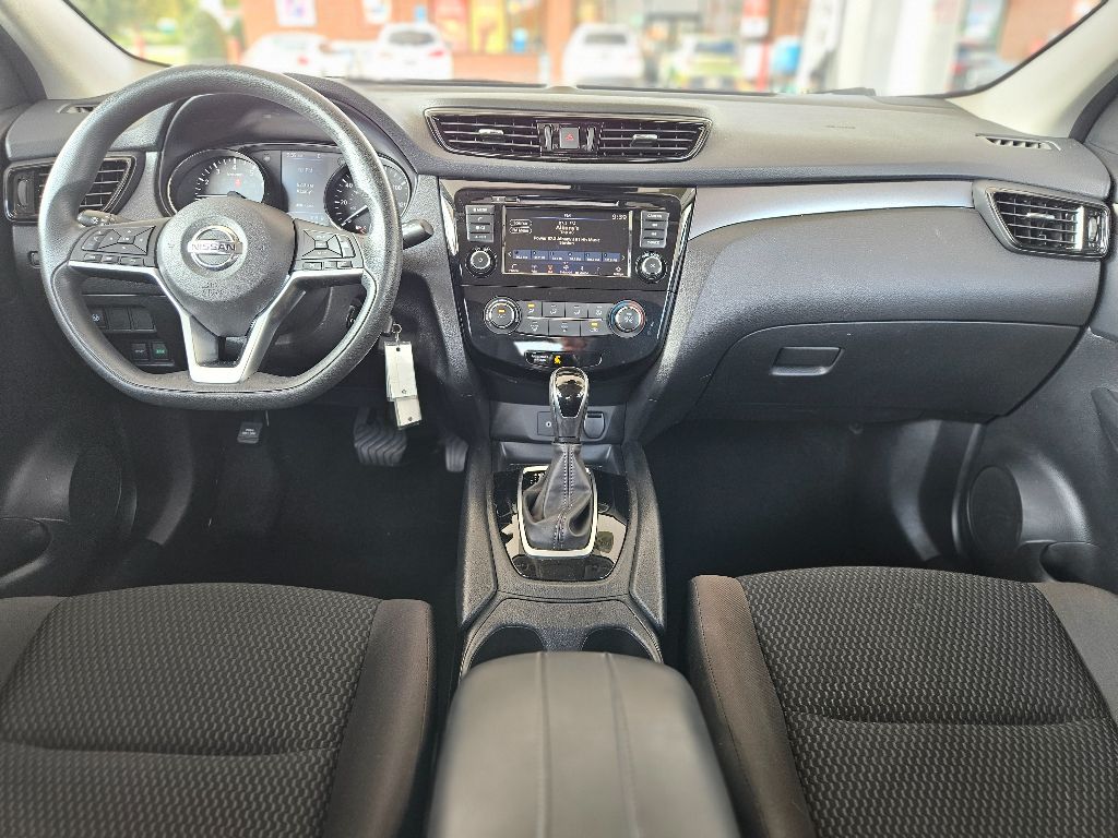 2022 Nissan Rogue Sport S photo 12