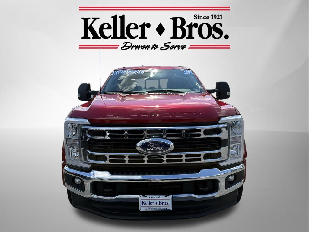 2023 Ford F-450 photo 2