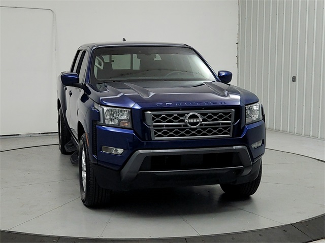 2022 Nissan Frontier SV photo 2