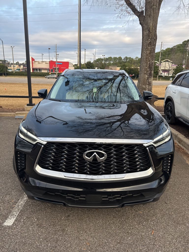 2023 INFINITI QX60 LUXE's photo