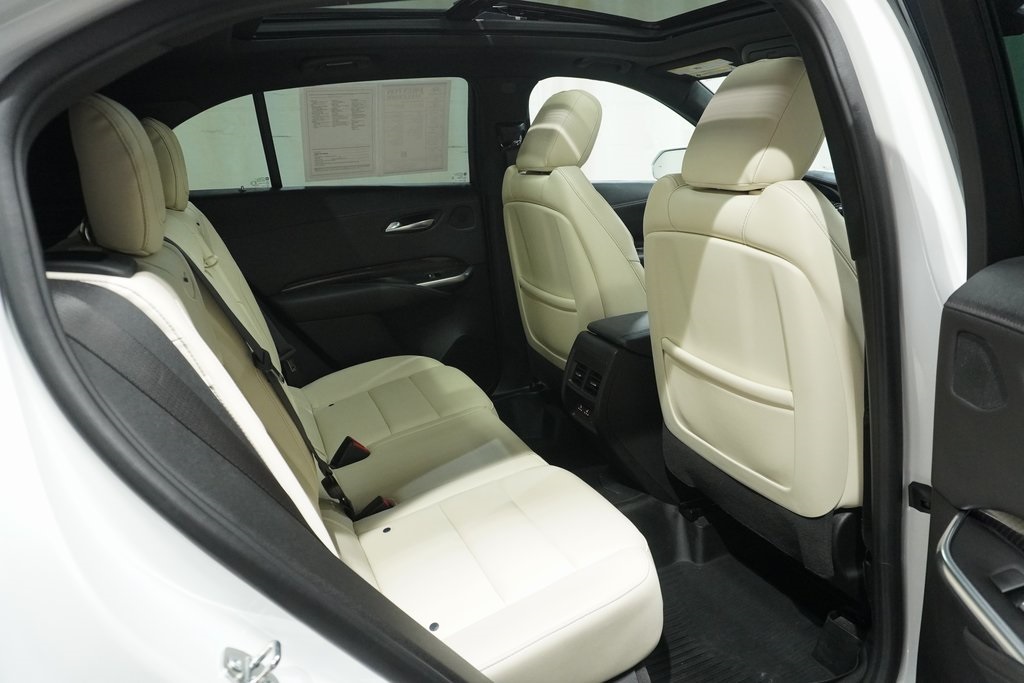 2020 Cadillac XT4 Sport photo 14