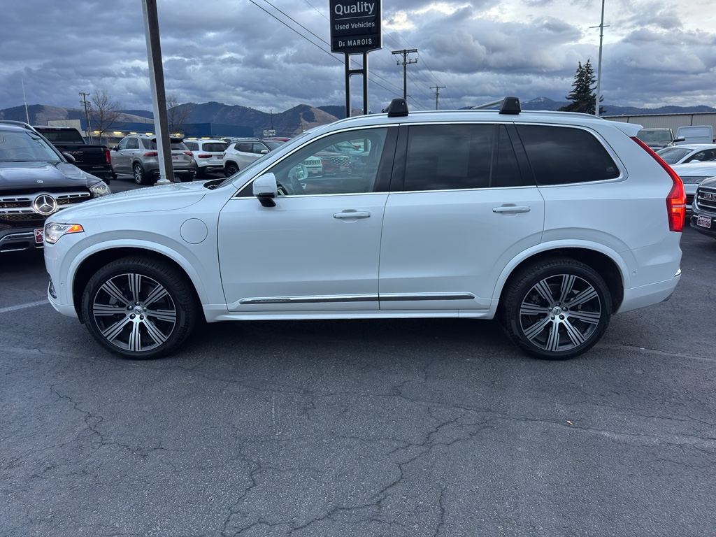 2020 Volvo XC90 Inscription's photo
